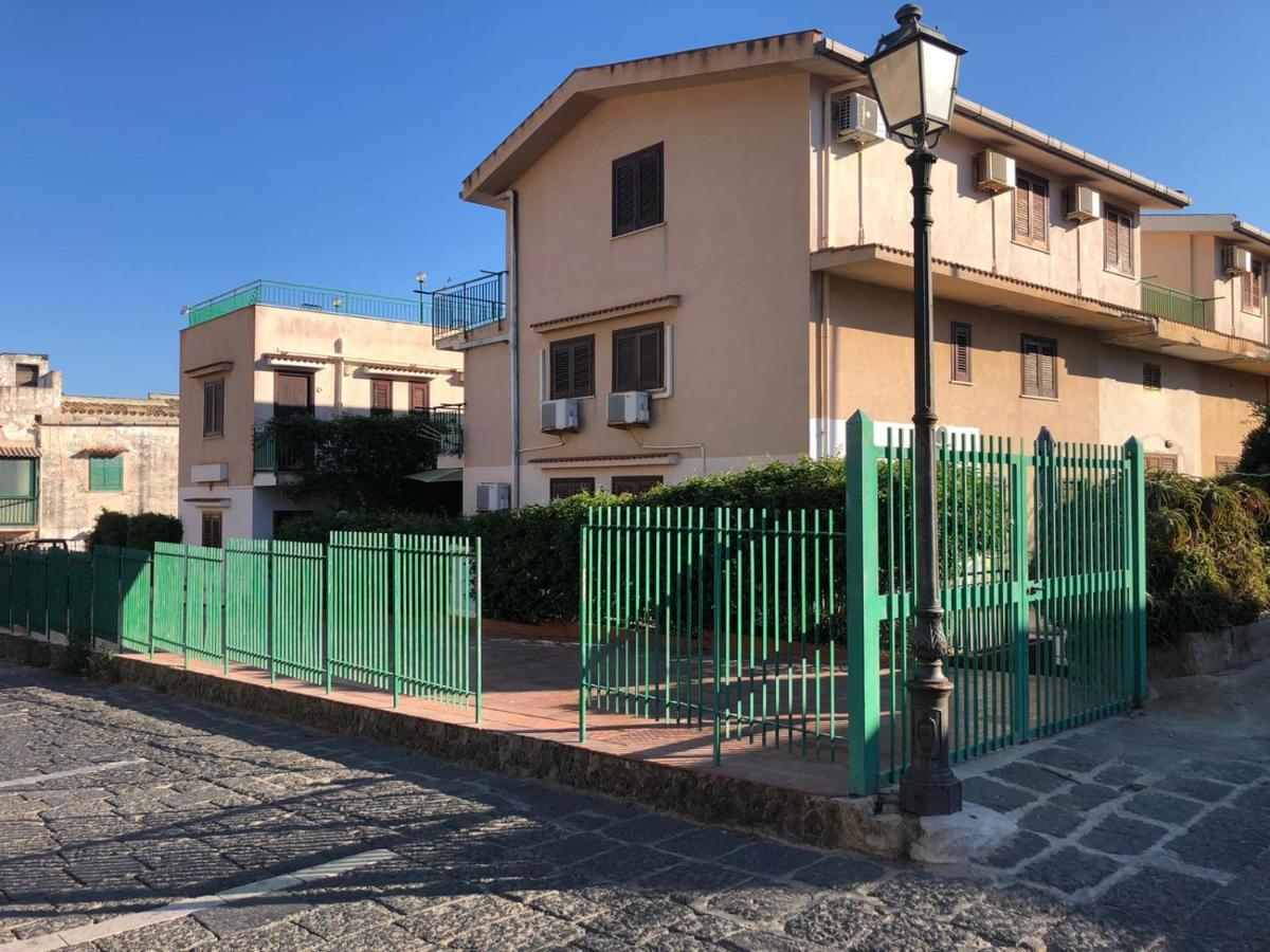 Casa Petriera Apartment Isola di Ustica Exterior photo